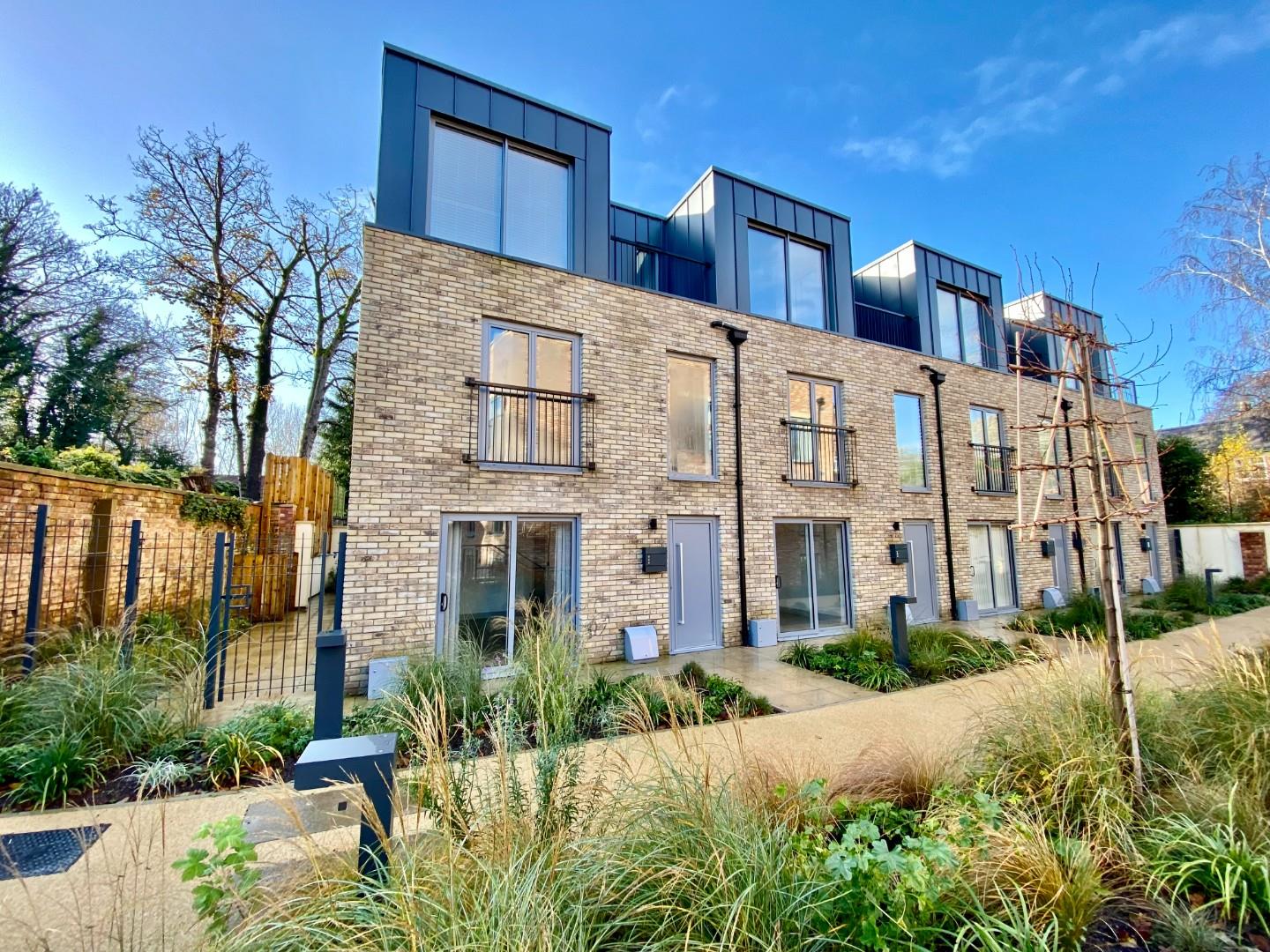Luxury end townhouse in Didsbury Village